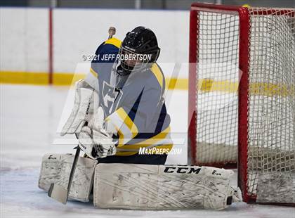 Thumbnail 3 in Hudsonville vs Lumen Christi Catholic (Jenison Invitational)  photogallery.