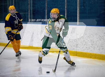 Thumbnail 3 in Hudsonville vs Lumen Christi Catholic (Jenison Invitational)  photogallery.
