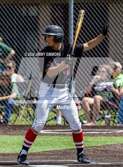 Thumbnail 3 in Highland vs Salem (Class 3A Sectional Semifinals) photogallery.