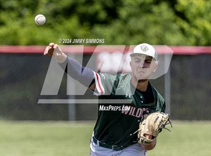 Thumbnail 2 in Highland vs Salem (Class 3A Sectional Semifinals) photogallery.