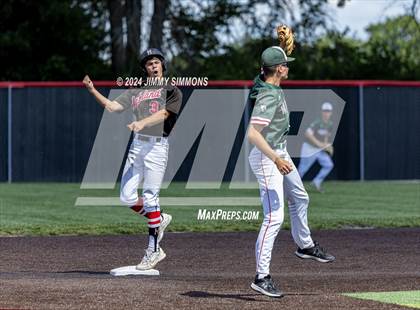 Thumbnail 2 in Highland vs Salem (Class 3A Sectional Semifinals) photogallery.