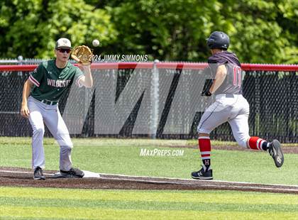 Thumbnail 1 in Highland vs Salem (Class 3A Sectional Semifinals) photogallery.
