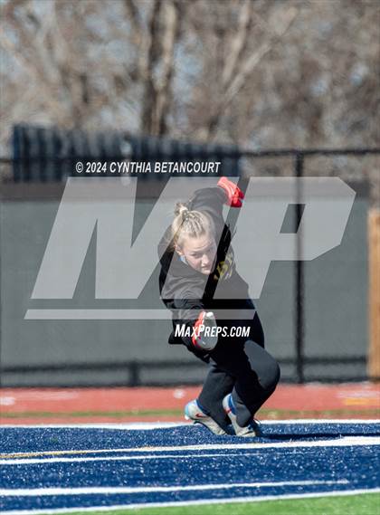 Thumbnail 2 in Arapahoe vs Mountain vista photogallery.