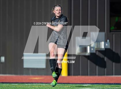 Thumbnail 1 in Arapahoe vs Mountain vista photogallery.