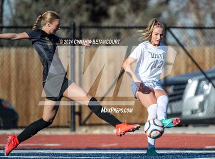 Thumbnail 1 in Arapahoe vs Mountain vista photogallery.