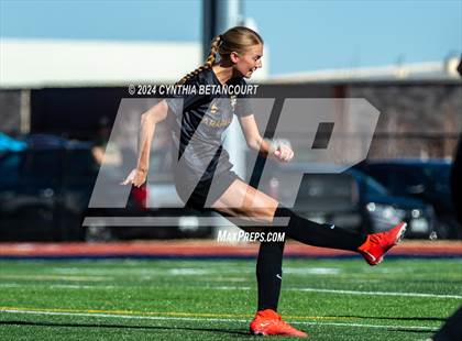 Thumbnail 2 in Arapahoe vs Mountain vista photogallery.