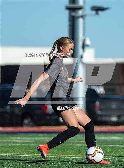 Thumbnail 1 in Arapahoe vs Mountain vista photogallery.
