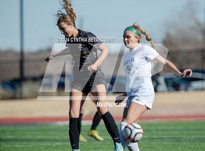 Thumbnail 3 in Arapahoe vs Mountain vista photogallery.