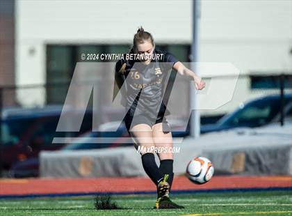Thumbnail 2 in Arapahoe vs Mountain vista photogallery.