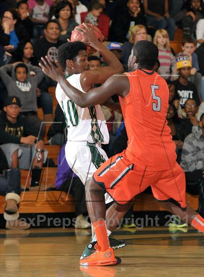 Thumbnail 3 in Cosumnes Oaks vs. Monterey Trial (Mark Macres Tournament) photogallery.