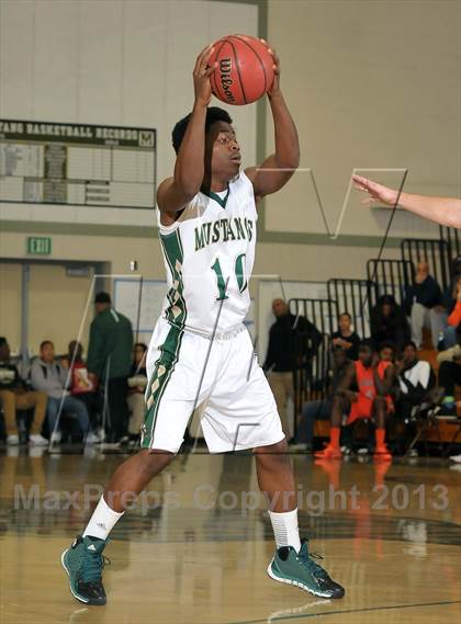 Thumbnail 1 in Cosumnes Oaks vs. Monterey Trial (Mark Macres Tournament) photogallery.