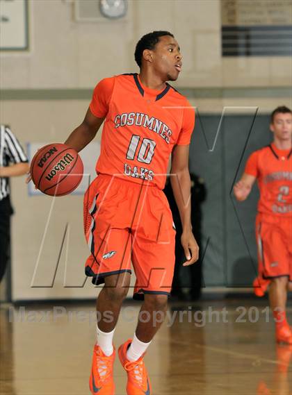 Thumbnail 2 in Cosumnes Oaks vs. Monterey Trial (Mark Macres Tournament) photogallery.