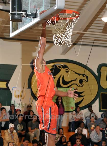 Thumbnail 1 in Cosumnes Oaks vs. Monterey Trial (Mark Macres Tournament) photogallery.