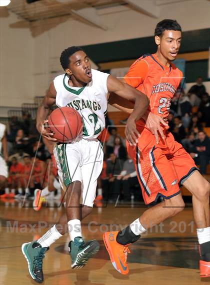 Thumbnail 3 in Cosumnes Oaks vs. Monterey Trial (Mark Macres Tournament) photogallery.