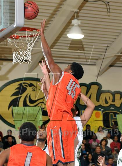 Thumbnail 3 in Cosumnes Oaks vs. Monterey Trial (Mark Macres Tournament) photogallery.