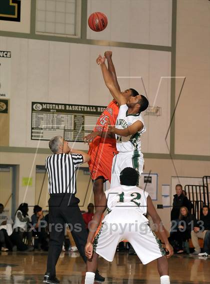 Thumbnail 1 in Cosumnes Oaks vs. Monterey Trial (Mark Macres Tournament) photogallery.