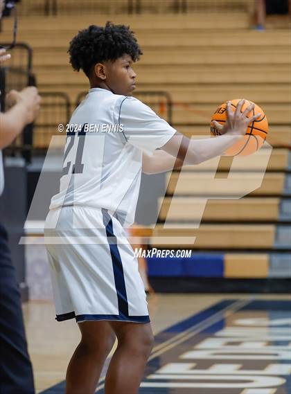 Thumbnail 2 in North Clayton vs. Marietta (Lemon Street Classic) photogallery.