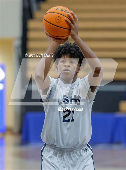 Thumbnail 3 in North Clayton vs. Marietta (Lemon Street Classic) photogallery.