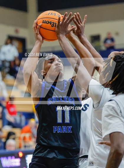 Thumbnail 3 in North Clayton vs. Marietta (Lemon Street Classic) photogallery.
