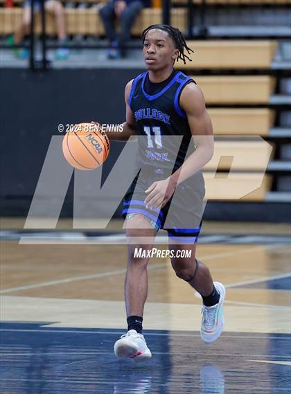Thumbnail 3 in North Clayton vs. Marietta (Lemon Street Classic) photogallery.