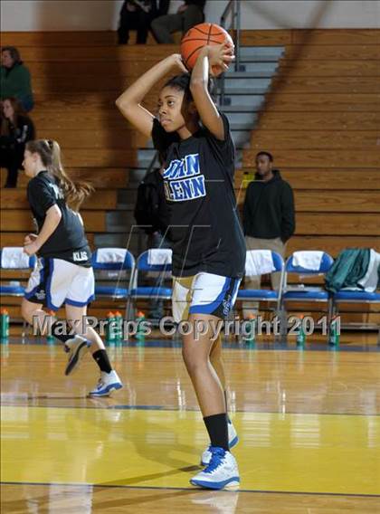 Thumbnail 3 in Harborfields vs. Elwood-Glenn (Suffolk Class A Final) photogallery.