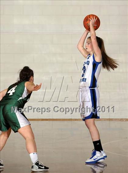 Thumbnail 2 in Harborfields vs. Elwood-Glenn (Suffolk Class A Final) photogallery.