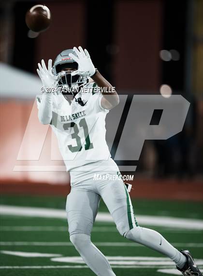 Thumbnail 3 in De La Salle @ Mater Dei (CIF Open Division State Championship) photogallery.