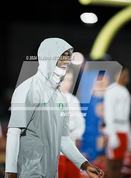 Thumbnail 2 in De La Salle @ Mater Dei (CIF Open Division State Championship) photogallery.
