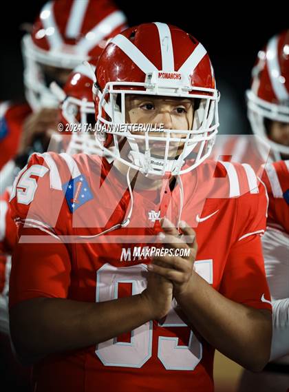 Thumbnail 1 in De La Salle @ Mater Dei (CIF Open Division State Championship) photogallery.