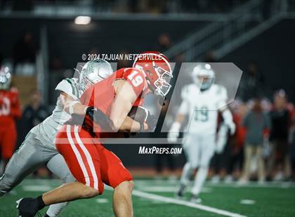 Thumbnail 2 in De La Salle @ Mater Dei (CIF Open Division State Championship) photogallery.