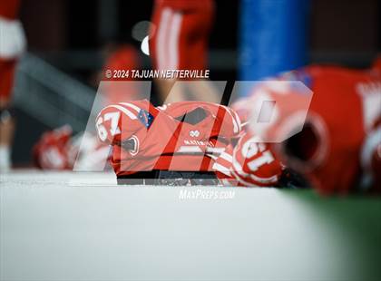 Thumbnail 1 in De La Salle @ Mater Dei (CIF Open Division State Championship) photogallery.
