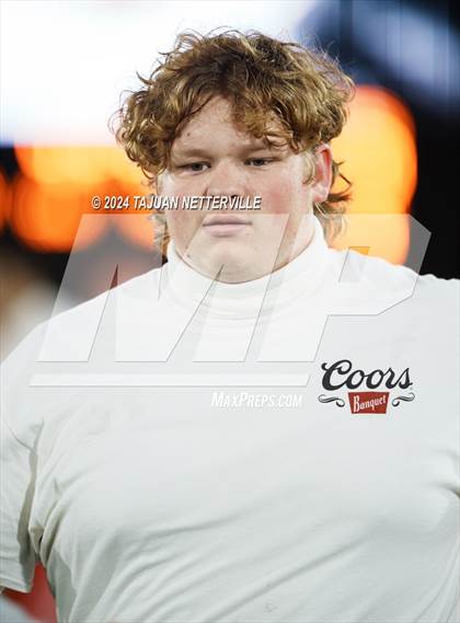Thumbnail 2 in De La Salle @ Mater Dei (CIF Open Division State Championship) photogallery.