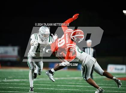 Thumbnail 1 in De La Salle @ Mater Dei (CIF Open Division State Championship) photogallery.