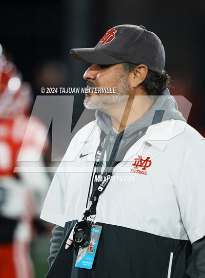 Thumbnail 2 in De La Salle @ Mater Dei (CIF Open Division State Championship) photogallery.