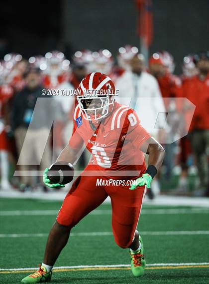 Thumbnail 2 in De La Salle @ Mater Dei (CIF Open Division State Championship) photogallery.