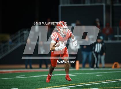 Thumbnail 1 in De La Salle @ Mater Dei (CIF Open Division State Championship) photogallery.