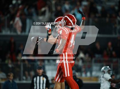 Thumbnail 3 in De La Salle @ Mater Dei (CIF Open Division State Championship) photogallery.