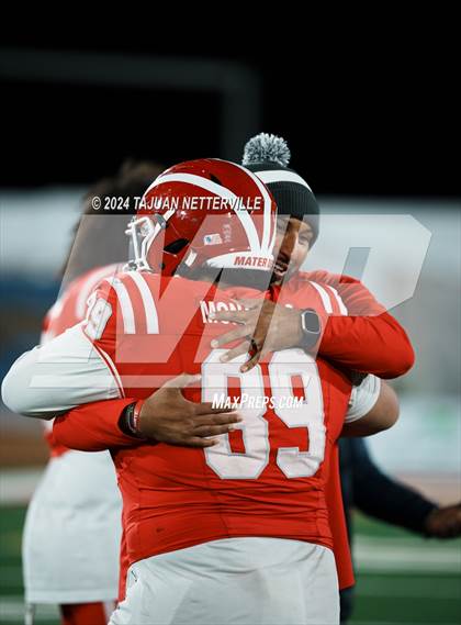 Thumbnail 3 in De La Salle @ Mater Dei (CIF Open Division State Championship) photogallery.