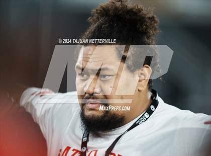 Thumbnail 1 in De La Salle @ Mater Dei (CIF Open Division State Championship) photogallery.