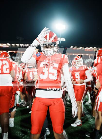 Thumbnail 1 in De La Salle @ Mater Dei (CIF Open Division State Championship) photogallery.