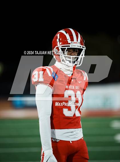 Thumbnail 3 in De La Salle @ Mater Dei (CIF Open Division State Championship) photogallery.