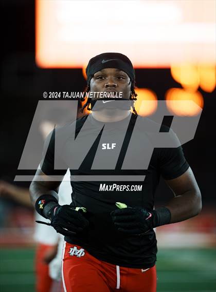 Thumbnail 2 in De La Salle @ Mater Dei (CIF Open Division State Championship) photogallery.
