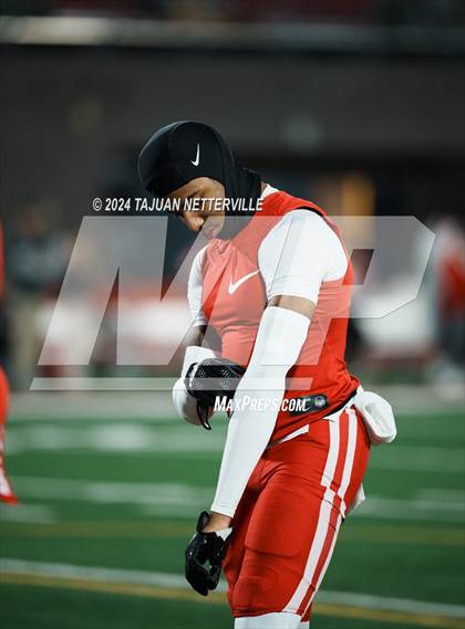 Thumbnail 1 in De La Salle @ Mater Dei (CIF Open Division State Championship) photogallery.