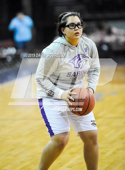 Thumbnail 3 in Chinle vs. Sabino (AIA 3A Quarterfinal) photogallery.