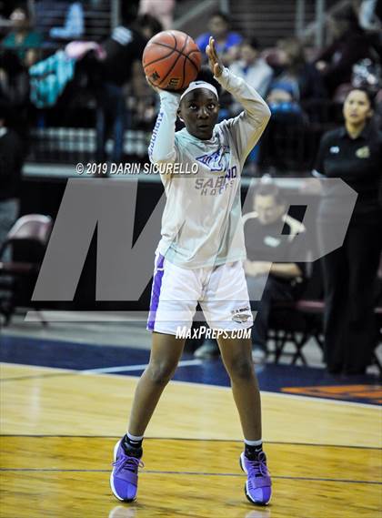 Thumbnail 3 in Chinle vs. Sabino (AIA 3A Quarterfinal) photogallery.