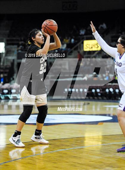 Thumbnail 1 in Chinle vs. Sabino (AIA 3A Quarterfinal) photogallery.