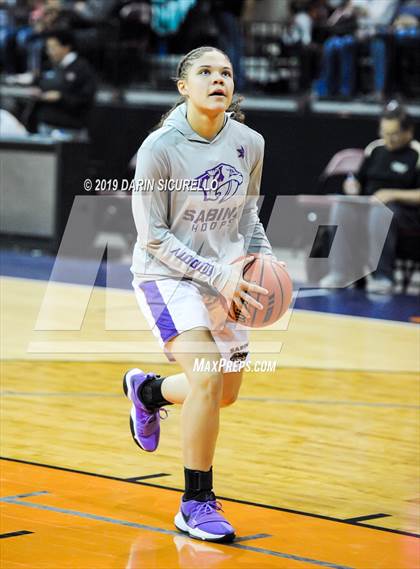 Thumbnail 3 in Chinle vs. Sabino (AIA 3A Quarterfinal) photogallery.