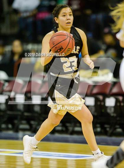 Thumbnail 3 in Chinle vs. Sabino (AIA 3A Quarterfinal) photogallery.