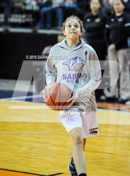 Thumbnail 1 in Chinle vs. Sabino (AIA 3A Quarterfinal) photogallery.