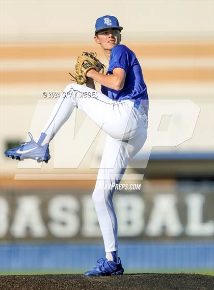 Thumbnail 1 in Edmond Memorial @ Deer Creek photogallery.